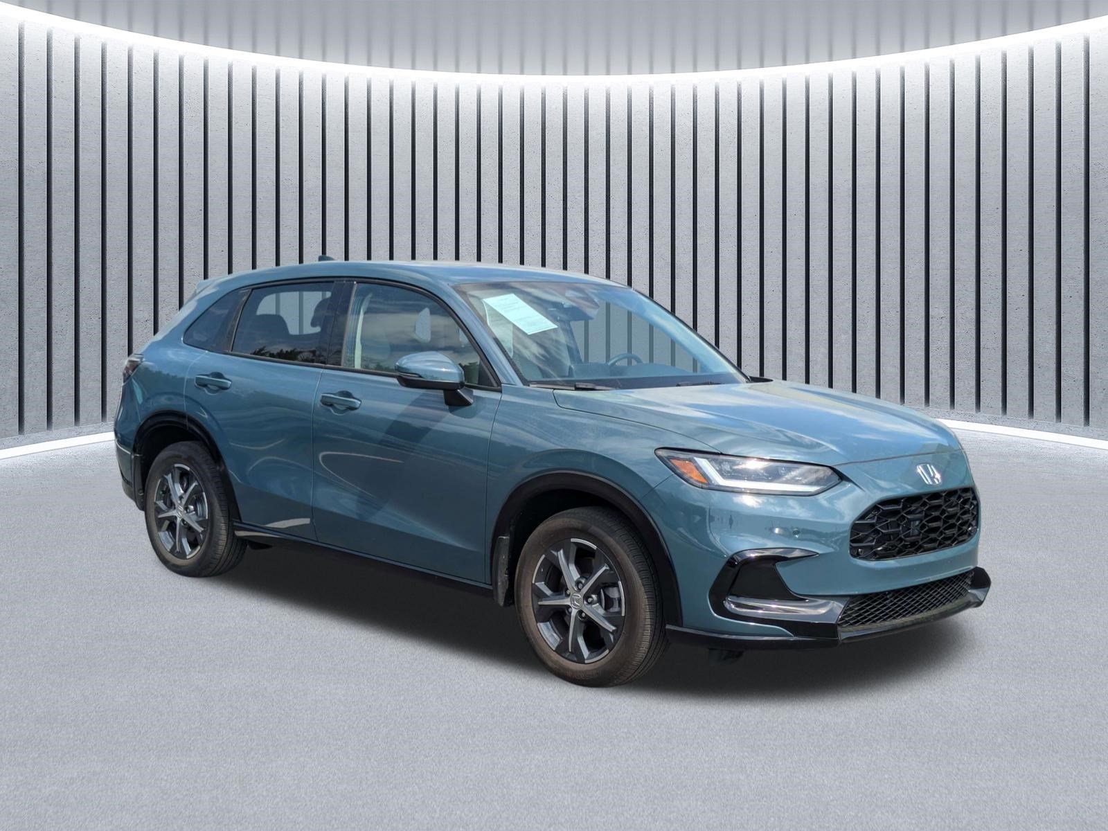 Certified 2024 Honda HR-V EX-L image 2