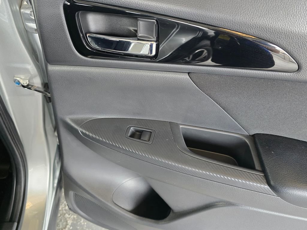 Used 2023 Mitsubishi Eclipse Cross SEL AWD/4WD image 25