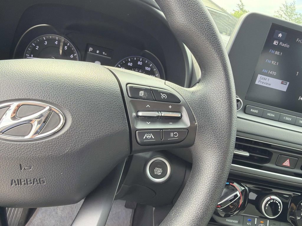 Used 2023 Hyundai Kona SEL w/ Cargo Package AWD/4WD image 27