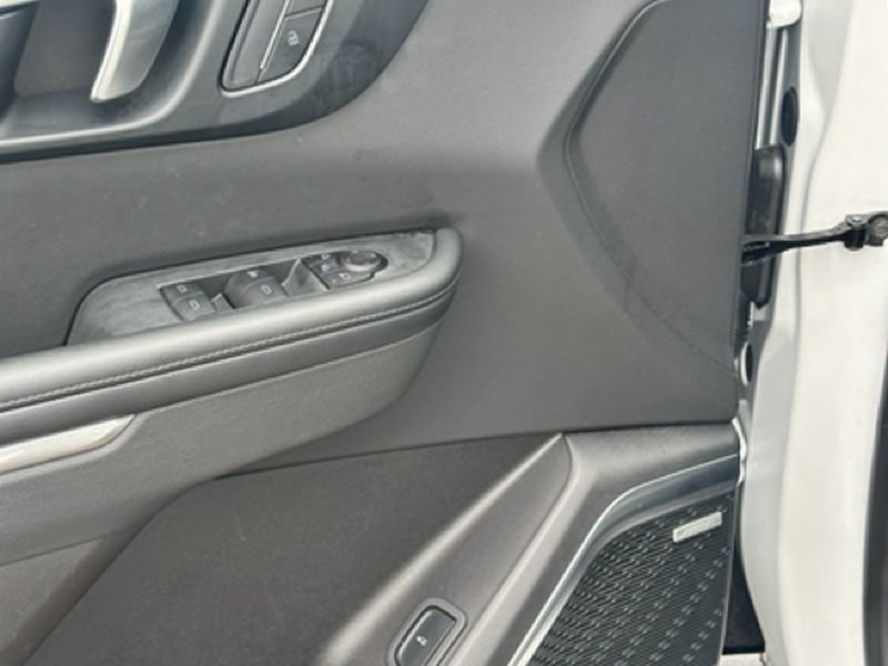 Used 2025 Buick Enclave Preferred FWD image 8