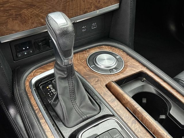 Used 2022 Nissan Armada SL RWD image 29