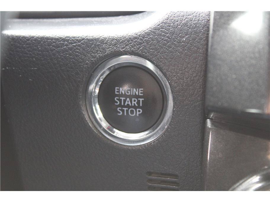 Used 2020 Toyota 4Runner TRD Off-Road Premium w/ Moonroof Package AWD/4WD image 25