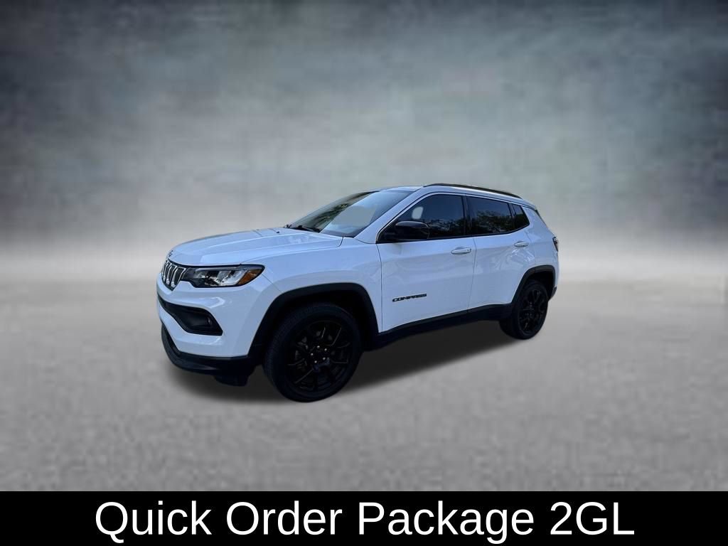 Certified 2022 Jeep Compass Latitude AWD/4WD image 3