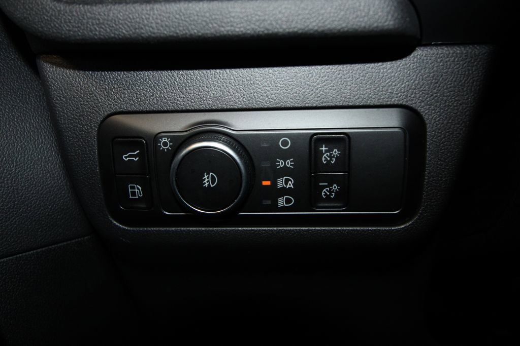 Used 2025 Ford Escape ST-Line Elite w/ Premium Technology Package AWD/4WD image 10