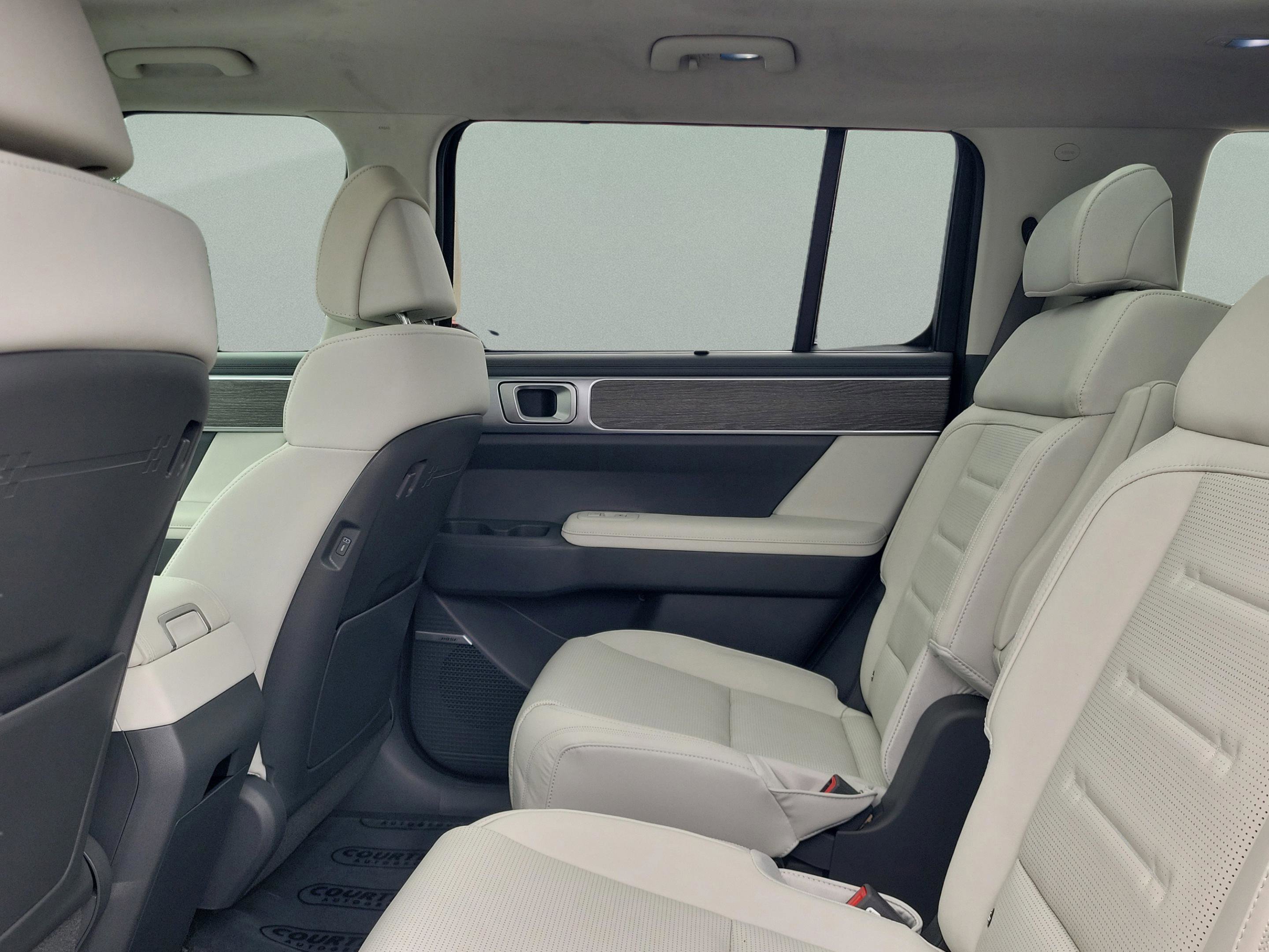 New 2026 Hyundai Santa Fe Calligraphy image 8