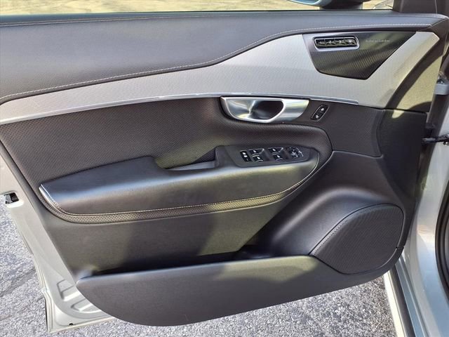 Used 2019 Volvo XC90 T5 R-Design w/ Advanced Package image 38