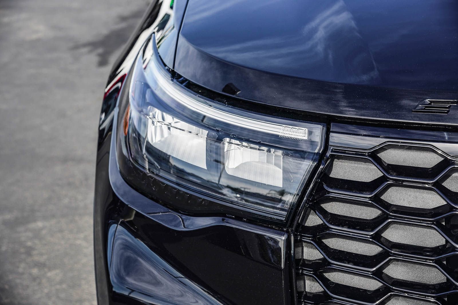 New 2026 Ford Explorer ST w/ Sun And Sound Package image 10