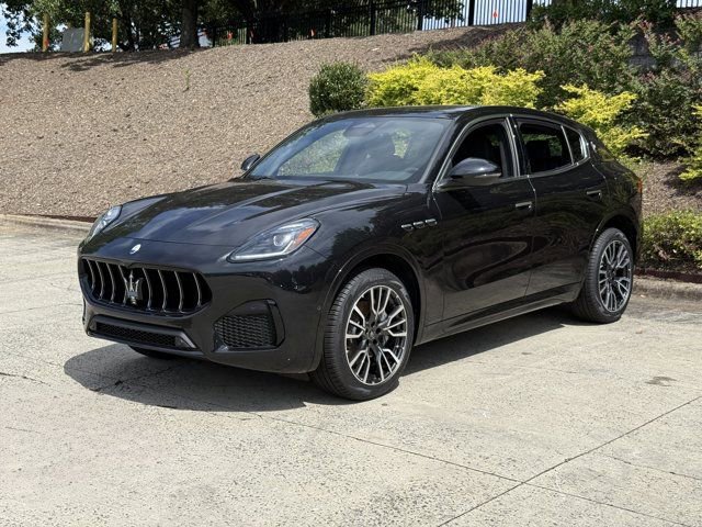 New 2025 Maserati Grecale GT image 7