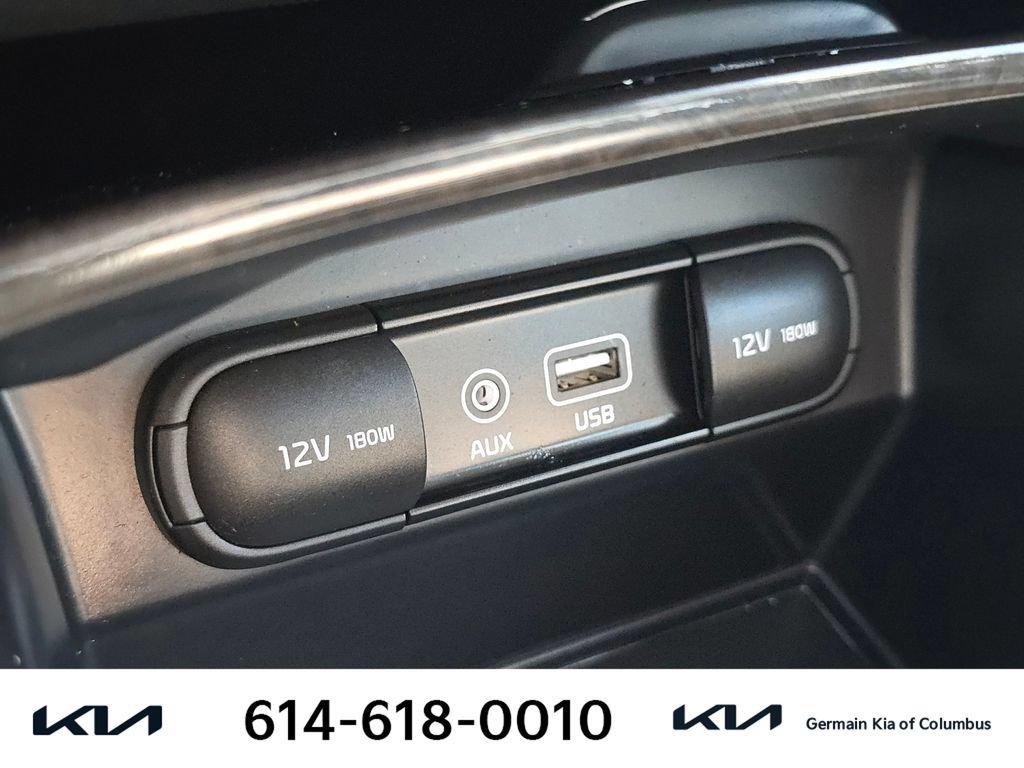 Used 2017 Kia Sorento EX w/ EX Premium Package AWD/4WD image 32