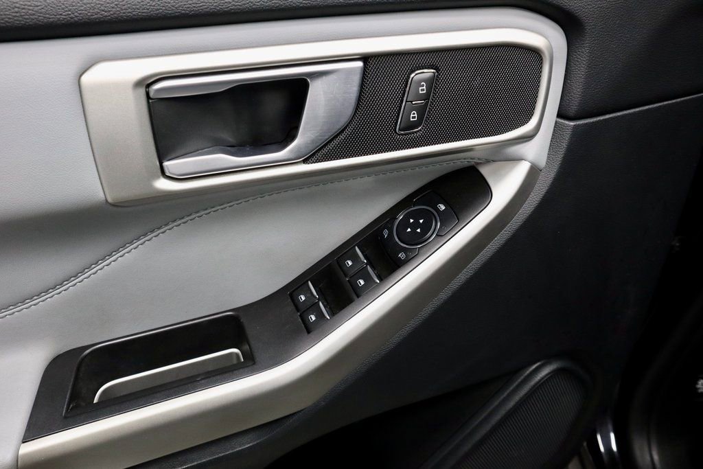 Certified 2023 Ford Explorer XLT w/ Equipment Group 202A image 25