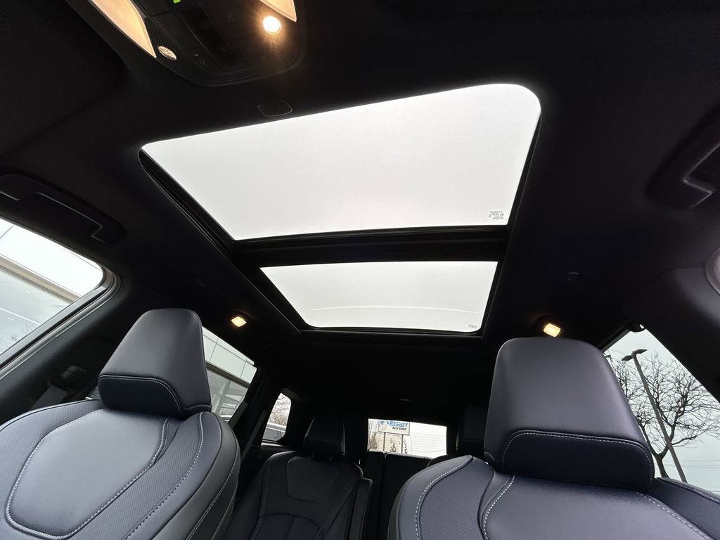 Certified 2026 INFINITI QX60 Sport w/ Dark Cargo Package image 25