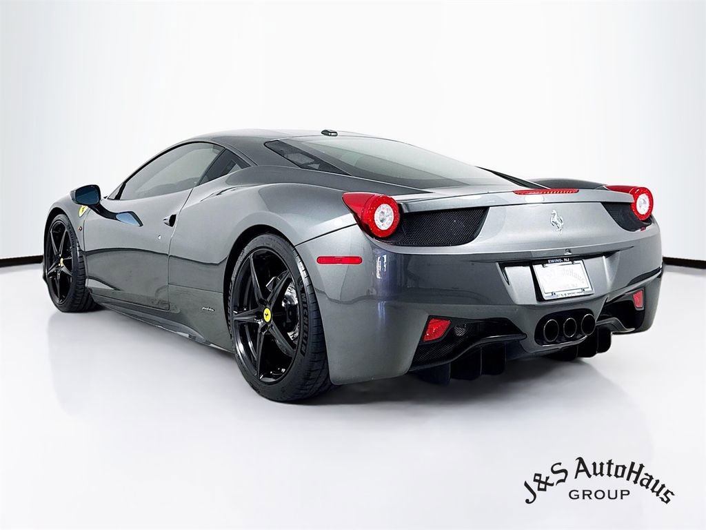 Used 2015 Ferrari 458 Italia Coupe image 5