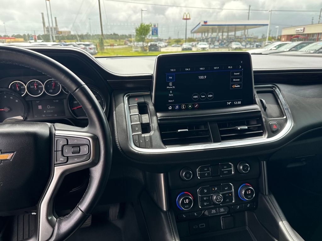 Used 2021 Chevrolet Tahoe LT w/ Rear Media and Nav Package image 17