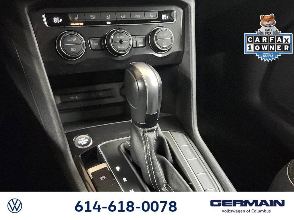 Used 2021 Volkswagen Tiguan SE w/ Panoramic Sunroof Package image 31