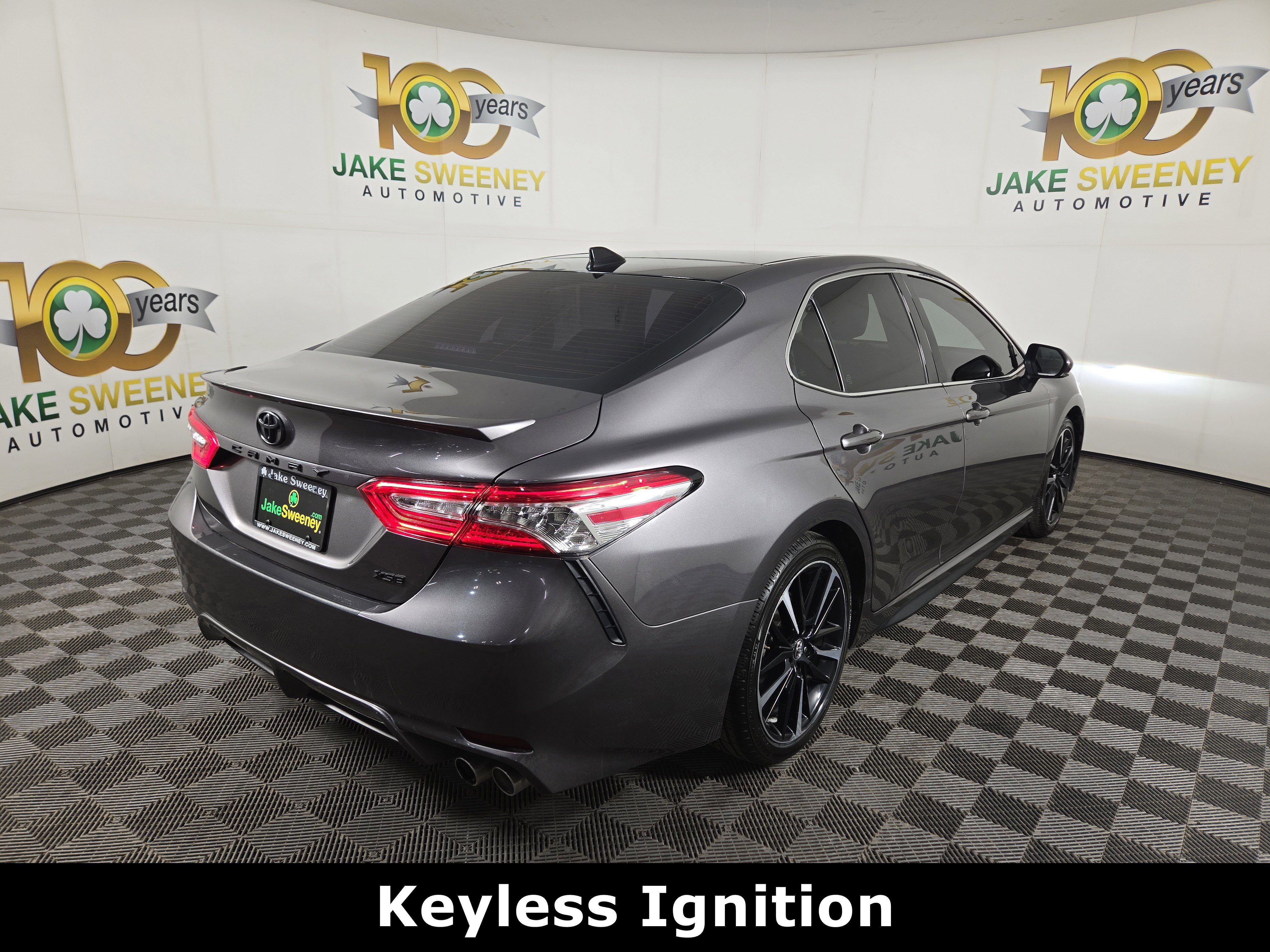 Used 2020 Toyota Camry XSE w/ Blackout Package image 9
