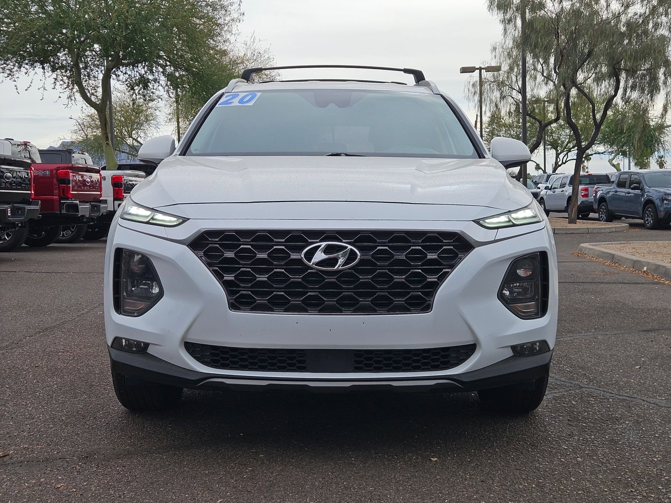 Used 2020 Hyundai Santa Fe SEL w/ Convenience Package FWD image 2