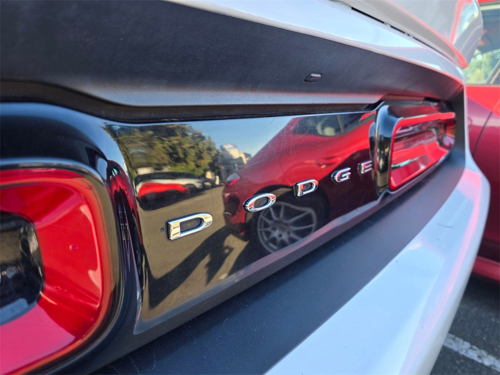 Used 2022 Dodge Challenger R/T image 2