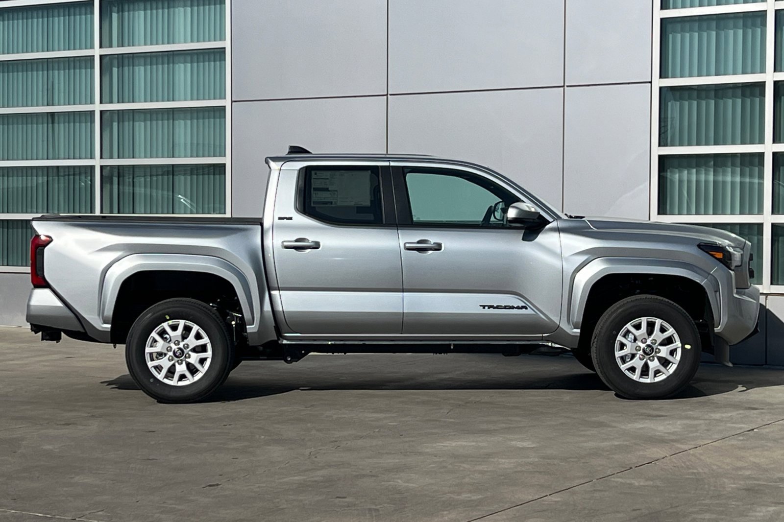 New 2026 Toyota Tacoma SR5 image 3