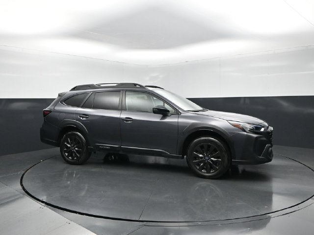 Used 2025 Subaru Outback Onyx Edition AWD/4WD image 6