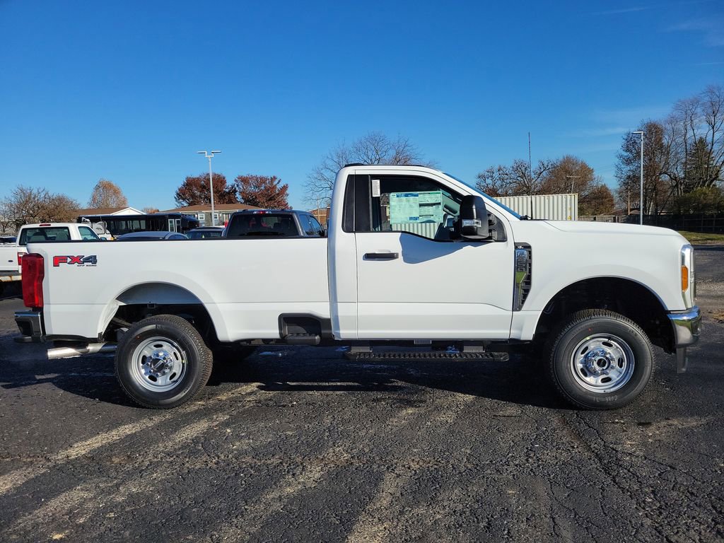 New 2026 Ford F250 XL w/ FX4 Off-Road Package image 3