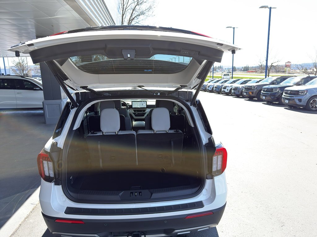 New 2026 Ford Explorer Active w/ Active Comfort Package AWD/4WD image 7