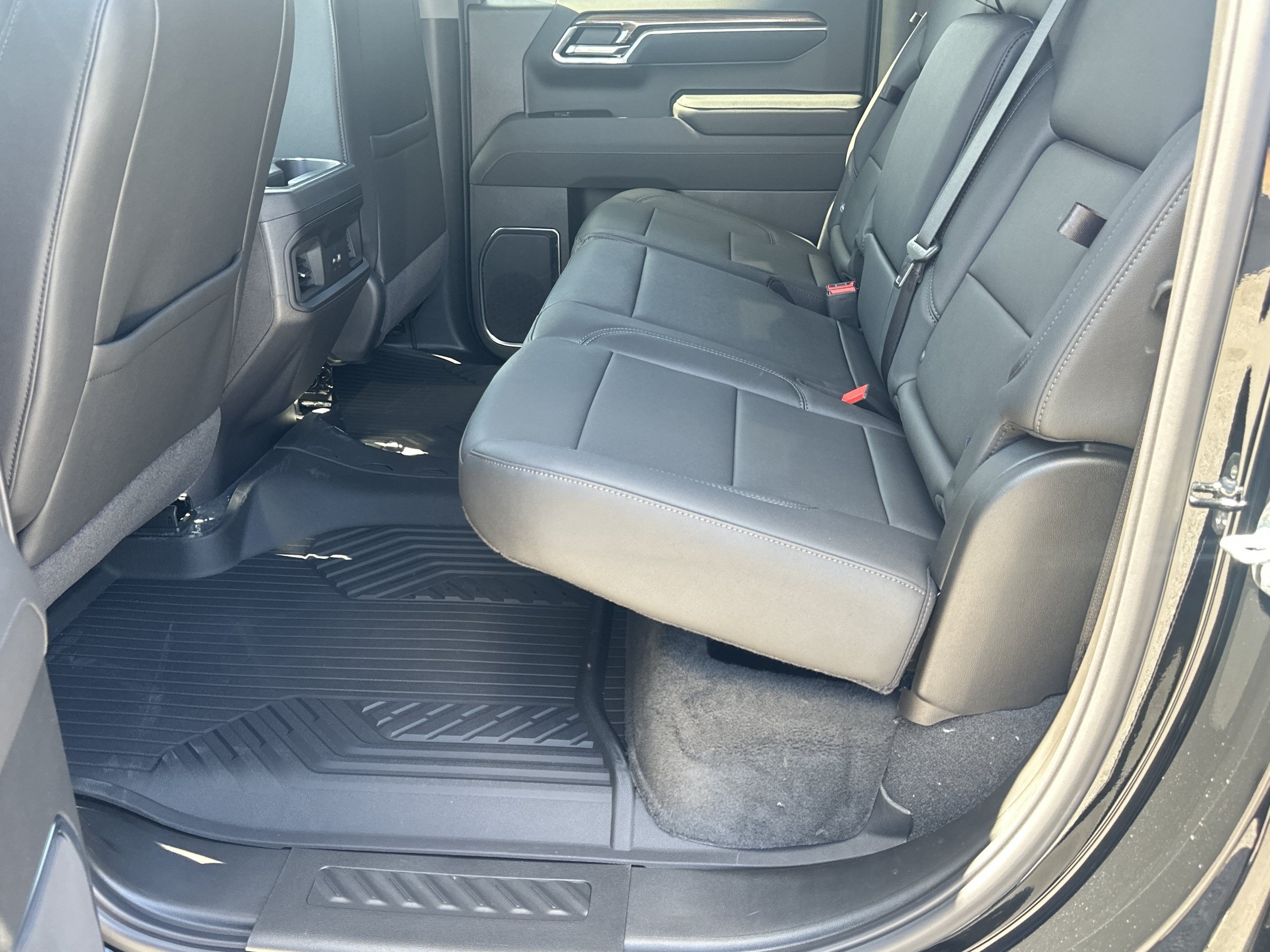 New 2026 Chevrolet Silverado 1500 LT Trail Boss w/ Convenience Package II AWD/4WD image 20