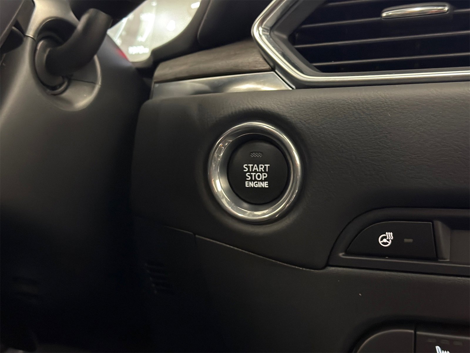 Used 2025 MAZDA CX-5 Signature image 30