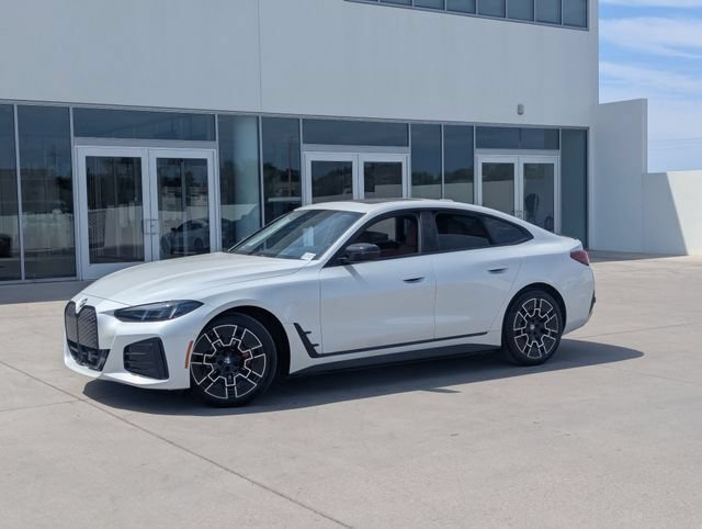 New 2026 BMW i4 eDrive40 w/ M Sport Package