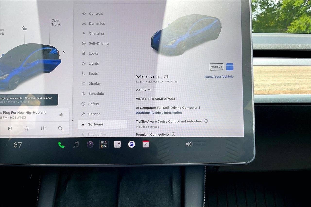 Used 2021 Tesla Model 3 Standard Range Plus RWD image 11