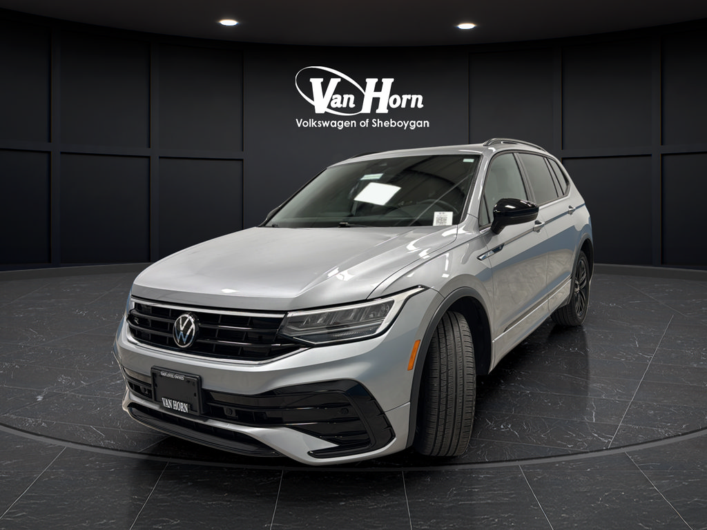 Used 2022 Volkswagen Tiguan SE R-Line AWD/4WD image 7