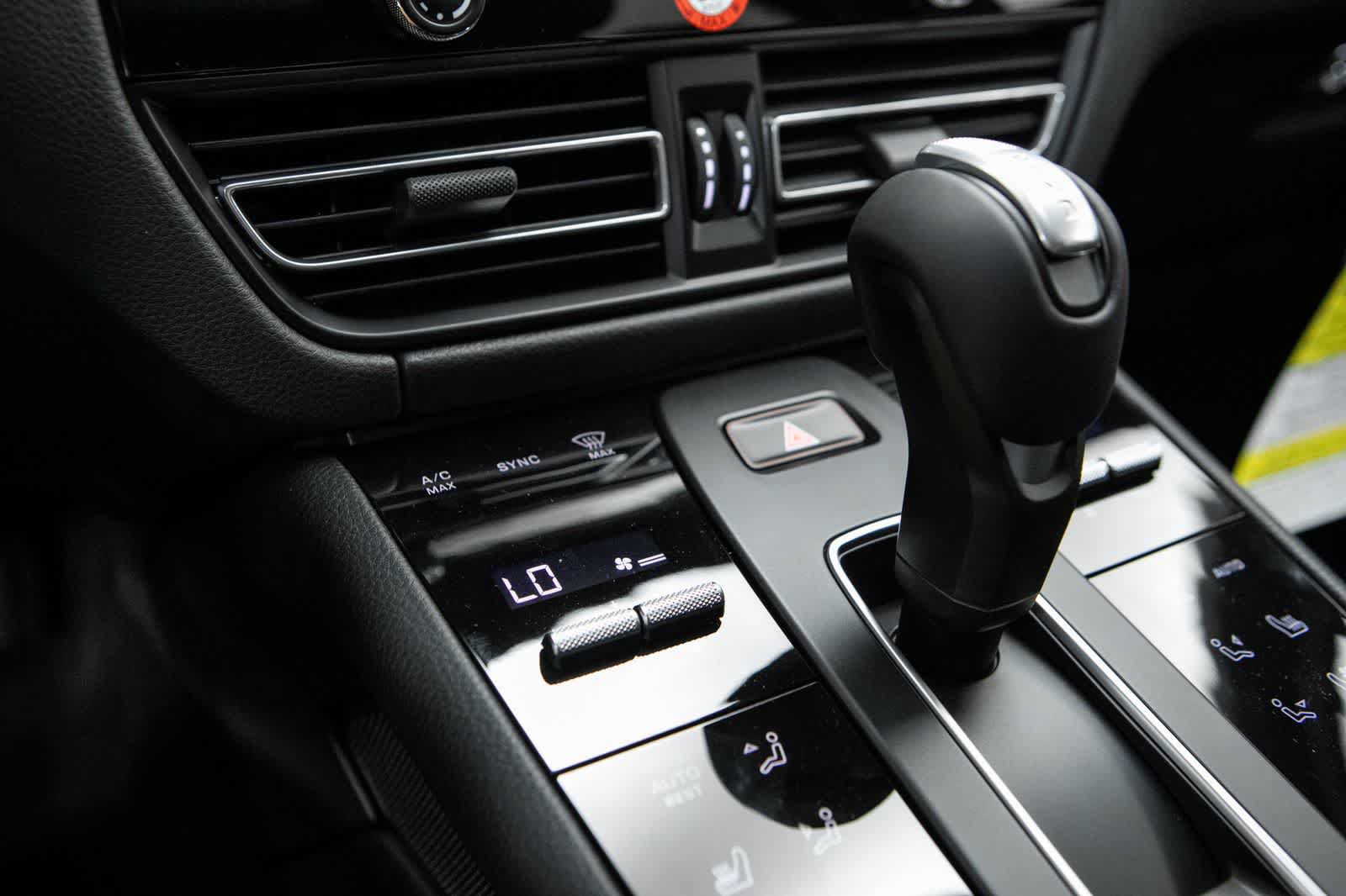 New 2026 Porsche Macan S AWD/4WD image 28