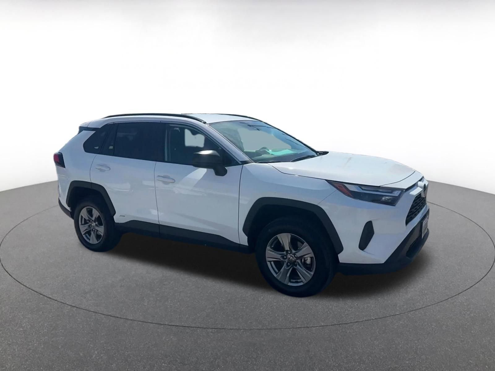 Used 2025 Toyota RAV4 LE AWD/4WD video 2