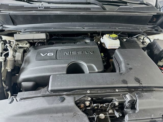 Used 2017 Nissan Pathfinder S image 29