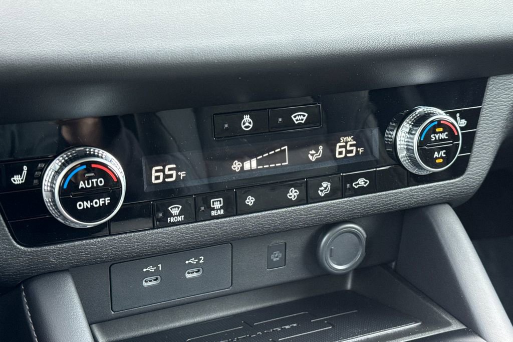 New 2026 Mitsubishi Outlander SE AWD/4WD image 21