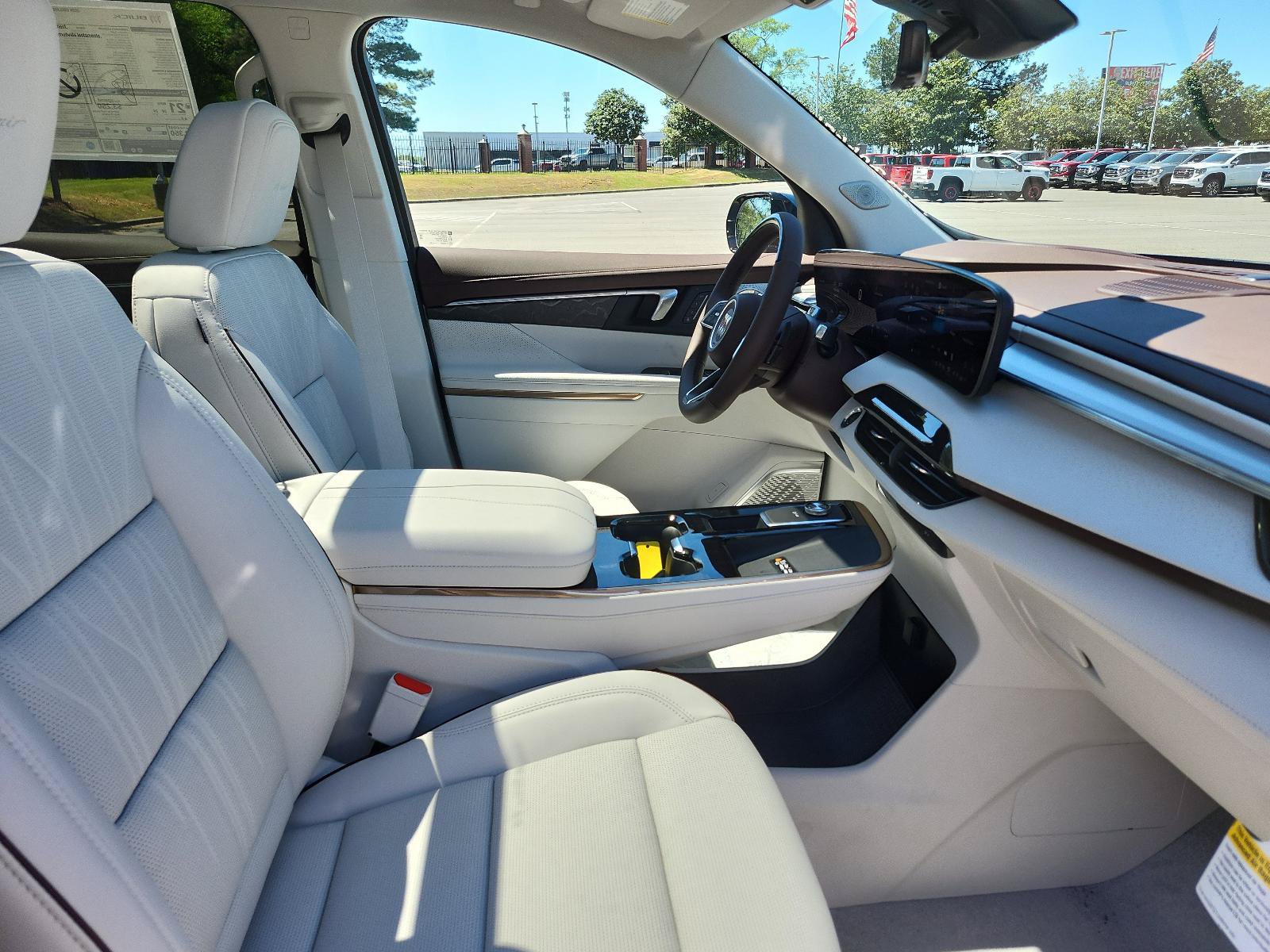 New 2026 Buick Enclave Avenir w/ Super Cruise Package AWD/4WD image 7