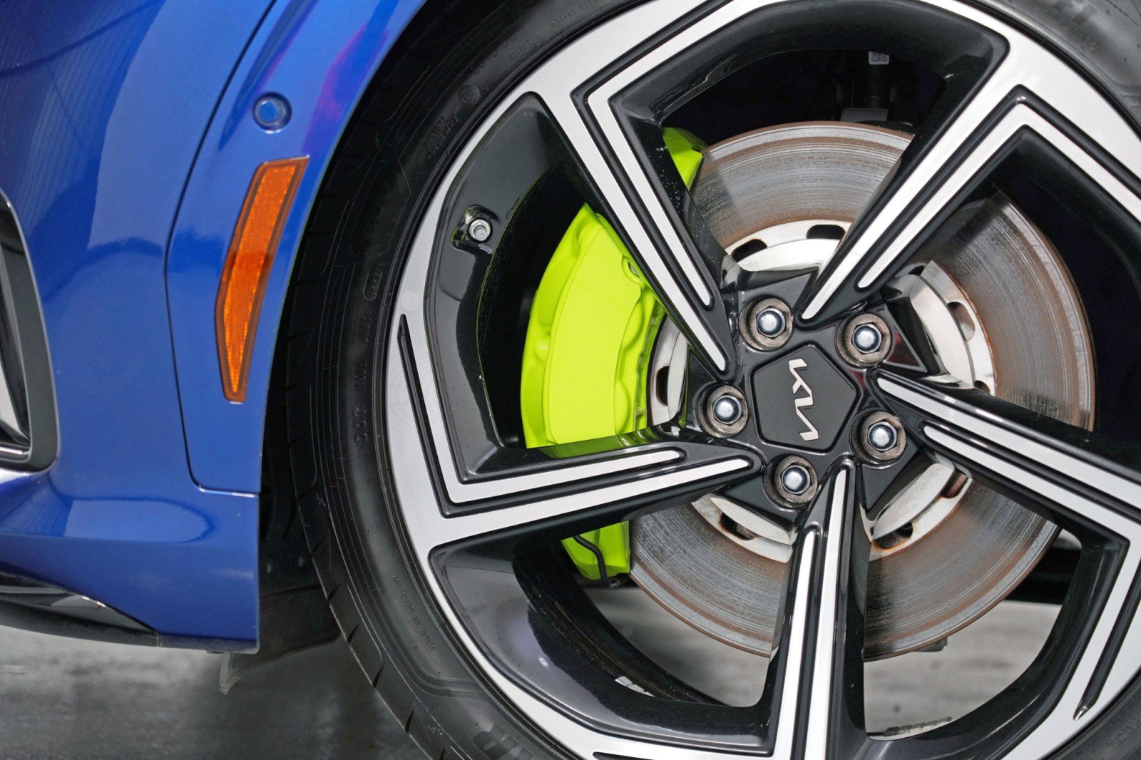 Used 2023 Kia EV6 GT image 55