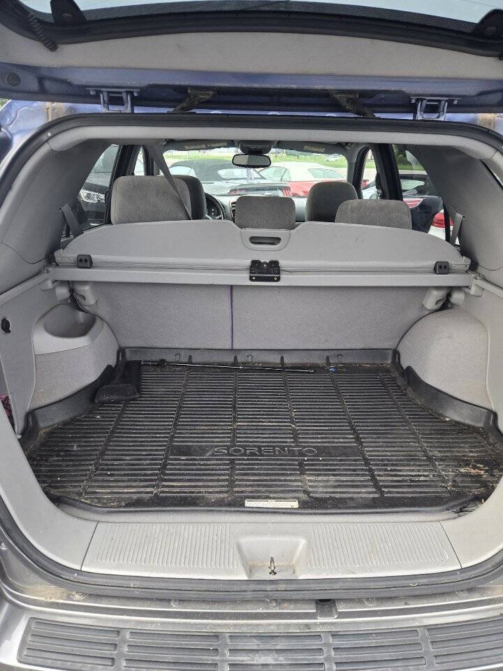 Used 2006 Kia Sorento EX AWD/4WD image 16