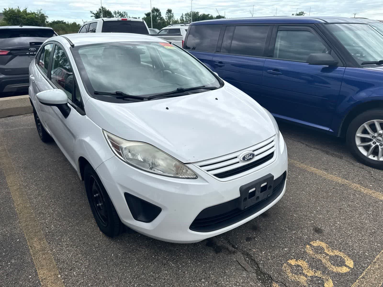 Used 2013 Ford Fiesta S FWD image 5