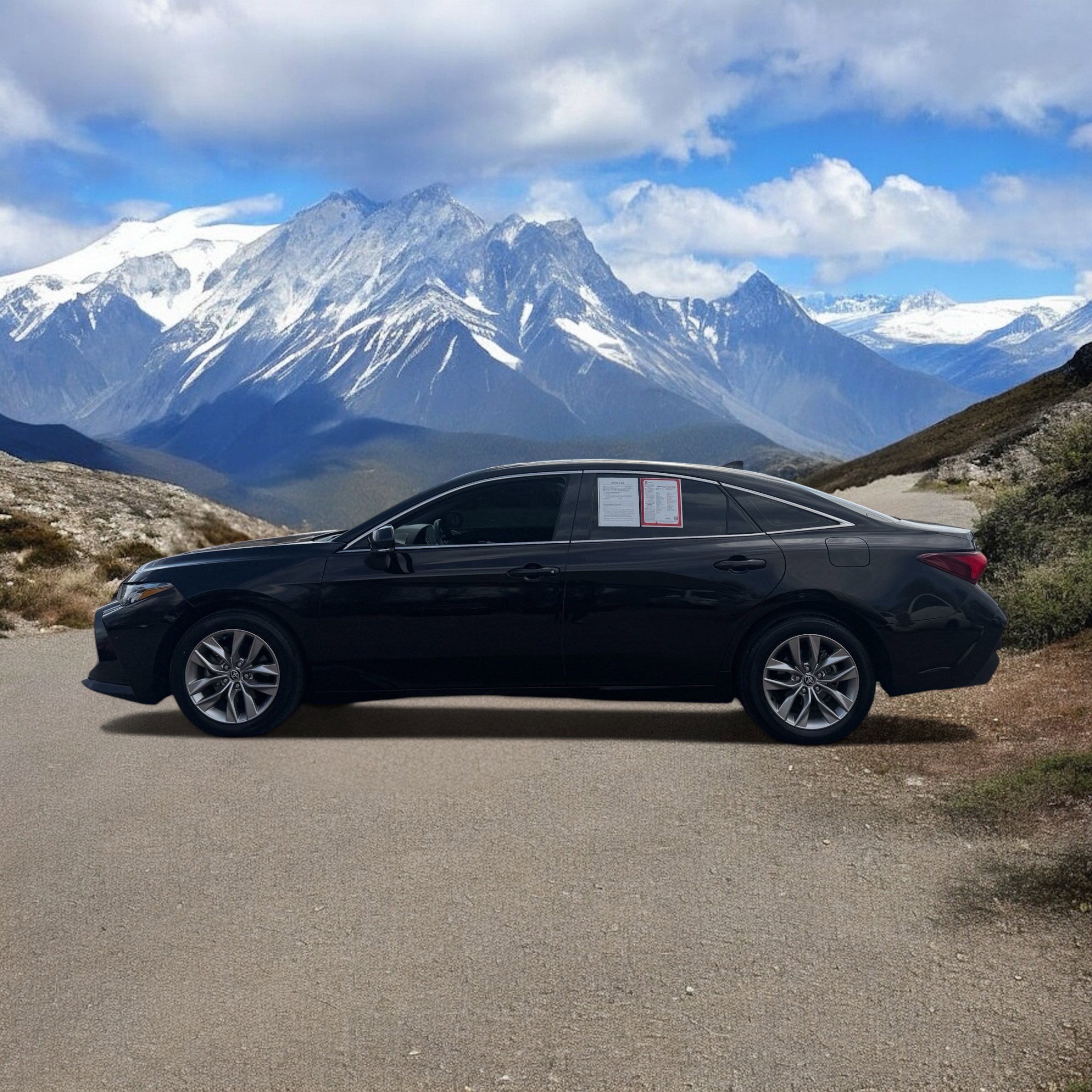 Certified 2021 Toyota Avalon XLE image 2