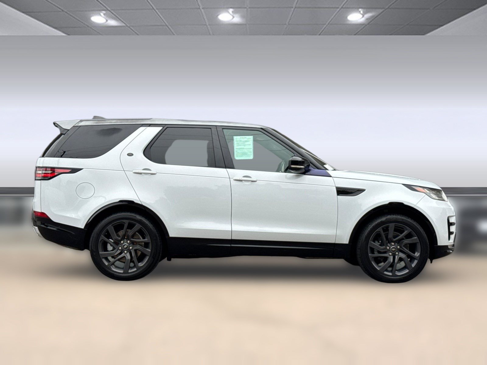 Used 2017 Land Rover Discovery HSE Luxury AWD/4WD image 8