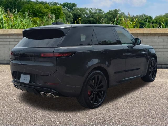 New 2026 Land Rover Range Rover Sport Dynamic SE AWD/4WD image 4