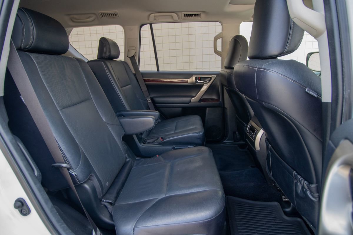 Used 2018 Lexus GX 460 Premium AWD/4WD image 22