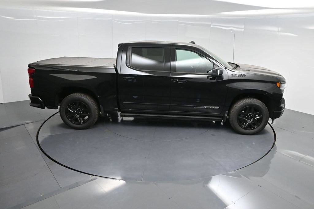 New 2025 Chevrolet Silverado 1500 High Country w/ Midnight Edition AWD/4WD image 70