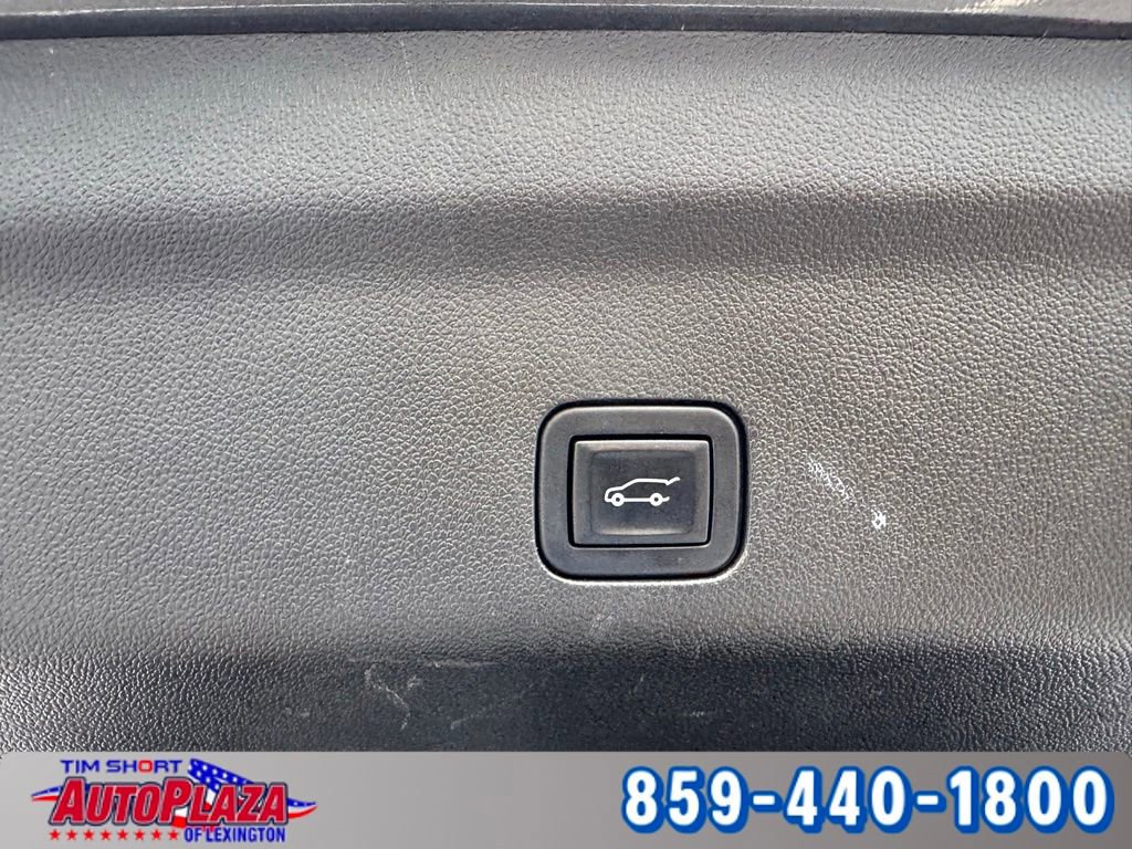 Used 2021 GMC Yukon SLT w/ SLT Luxury Plus Package image 42