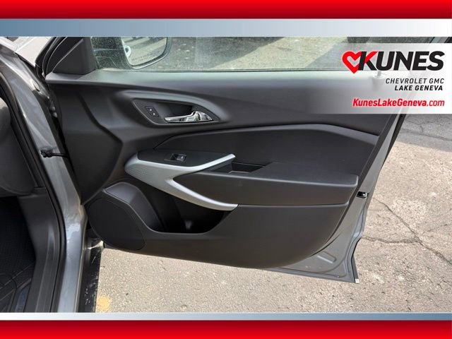 New 2026 Chevrolet Trax RS w/ Driver Confidence Package image 20