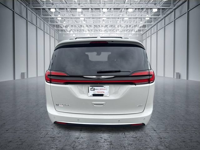 Used 2021 Chrysler Pacifica Pinnacle AWD/4WD image 4