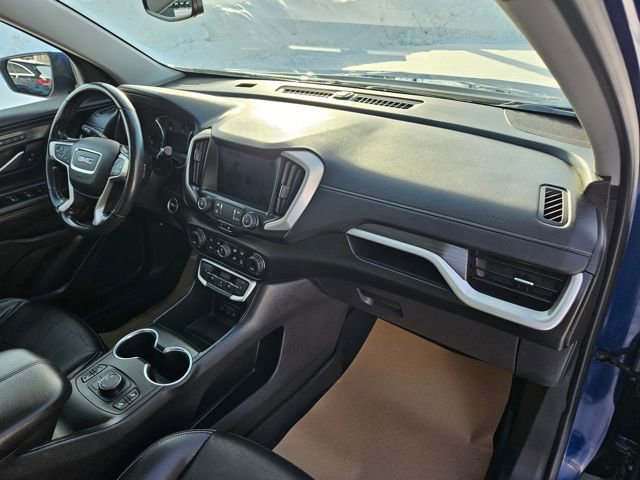 Used 2022 GMC Terrain SLT w/ LPO, Floor Liner Package image 11