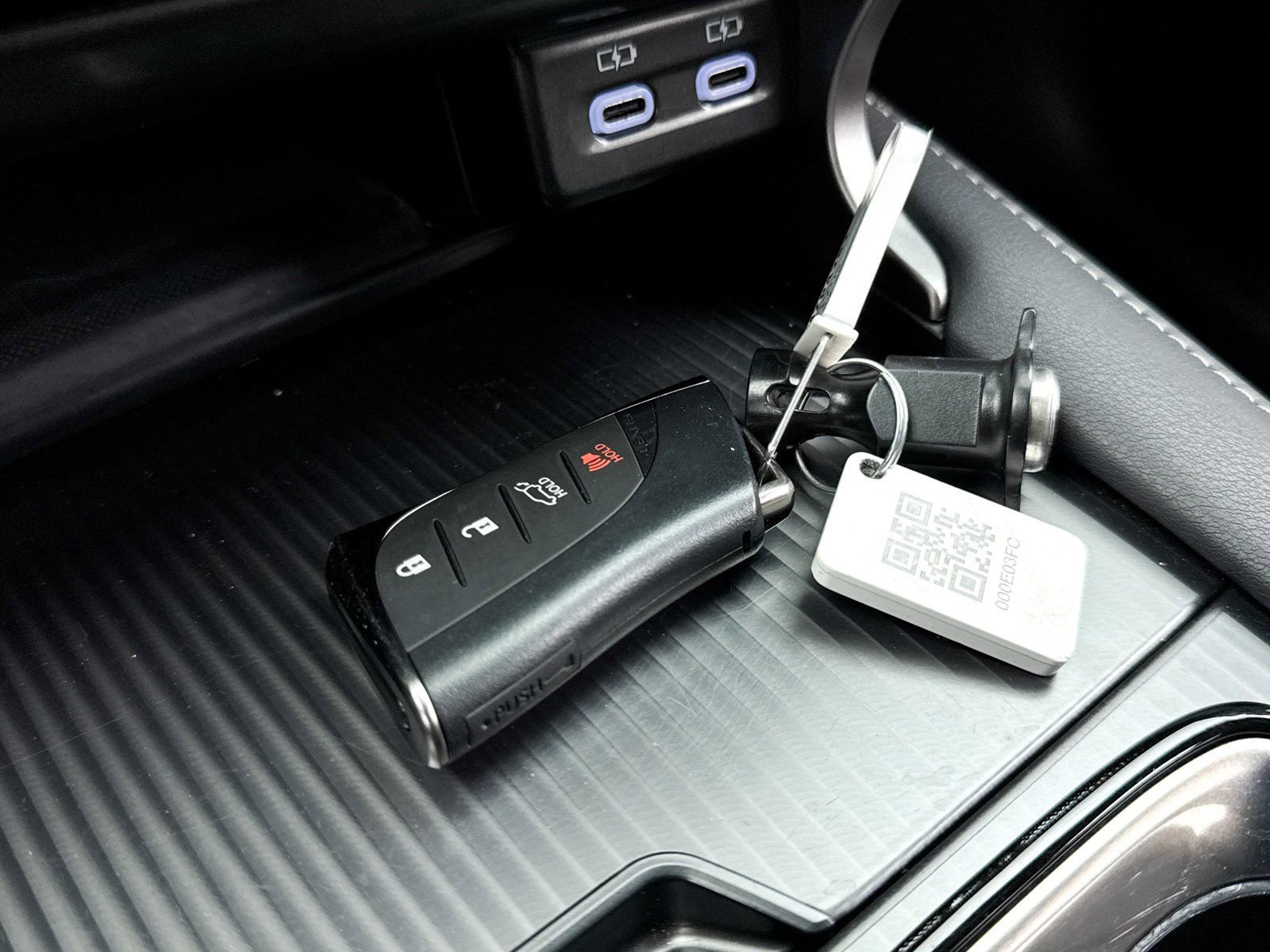 Used 2024 Lexus RX 500h F Sport image 40