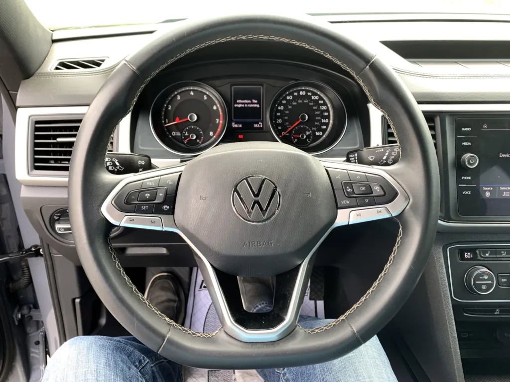 Used 2021 Volkswagen Atlas Cross Sport SE image 11