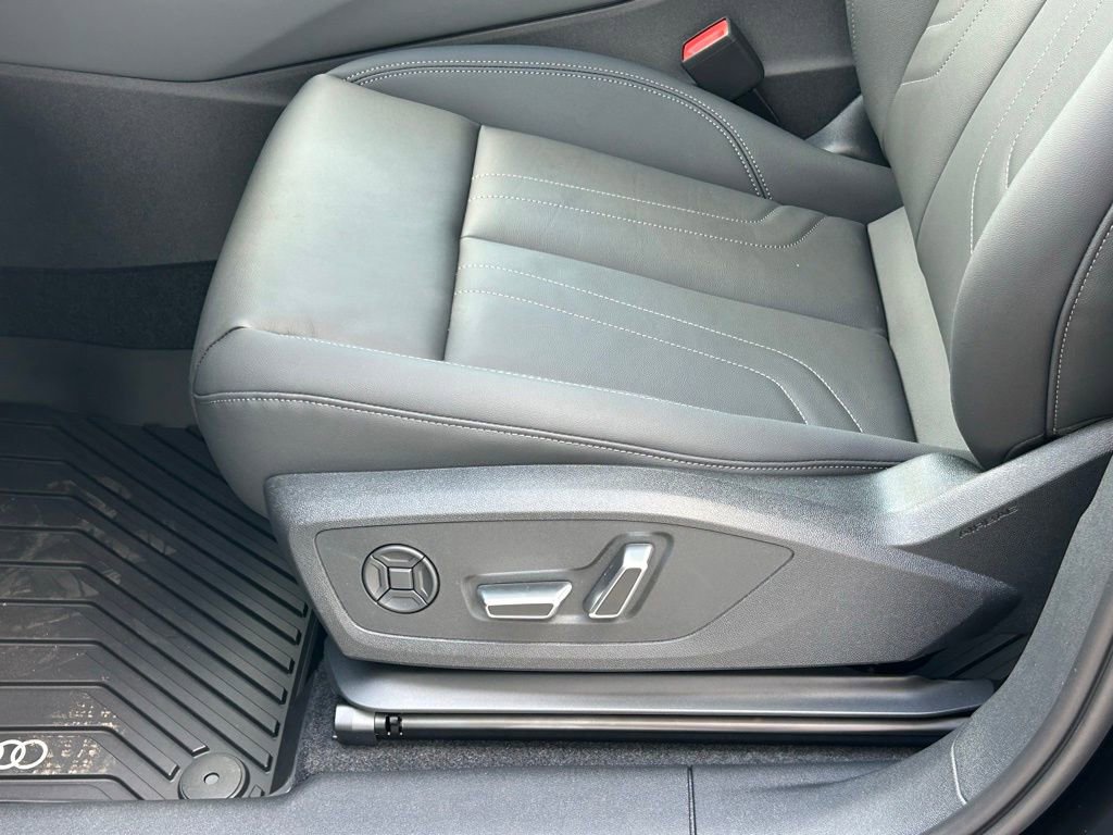 New 2026 Audi Q3 quattro 2.0T image 16